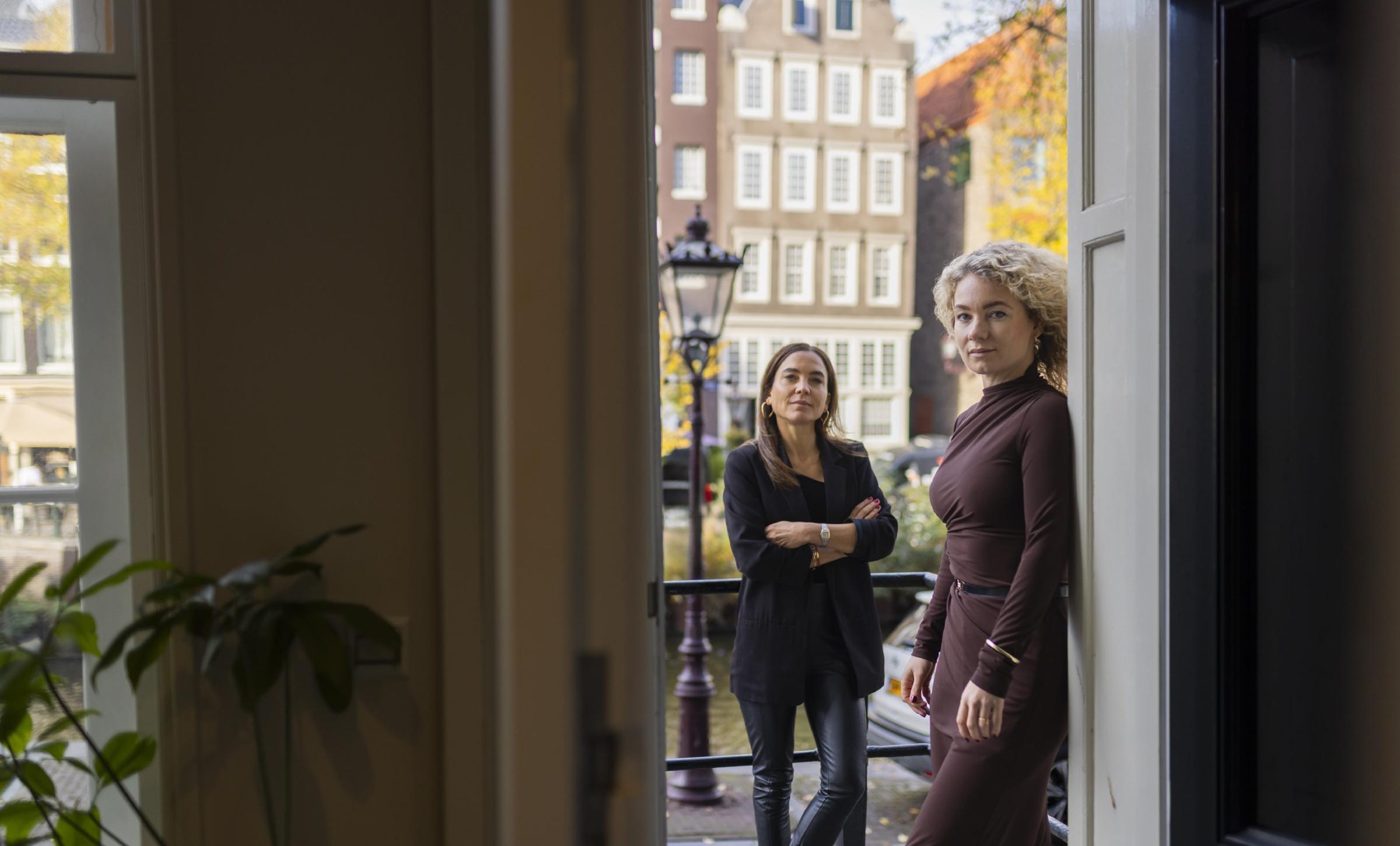 Myrthe van Pelt & Sophie Hoozemans